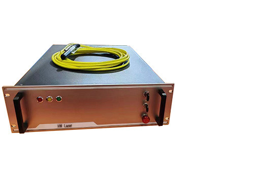 Ein guter Preis. 1064 nm Faserlaserquelle 1000w 1500w 2000w Nichtdämpfungsart Online